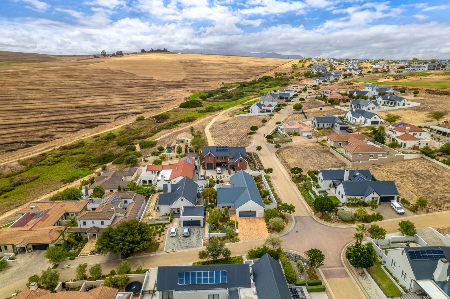 5 Bedroom Property for Sale in Mount Royal Golf Estate Western Cape